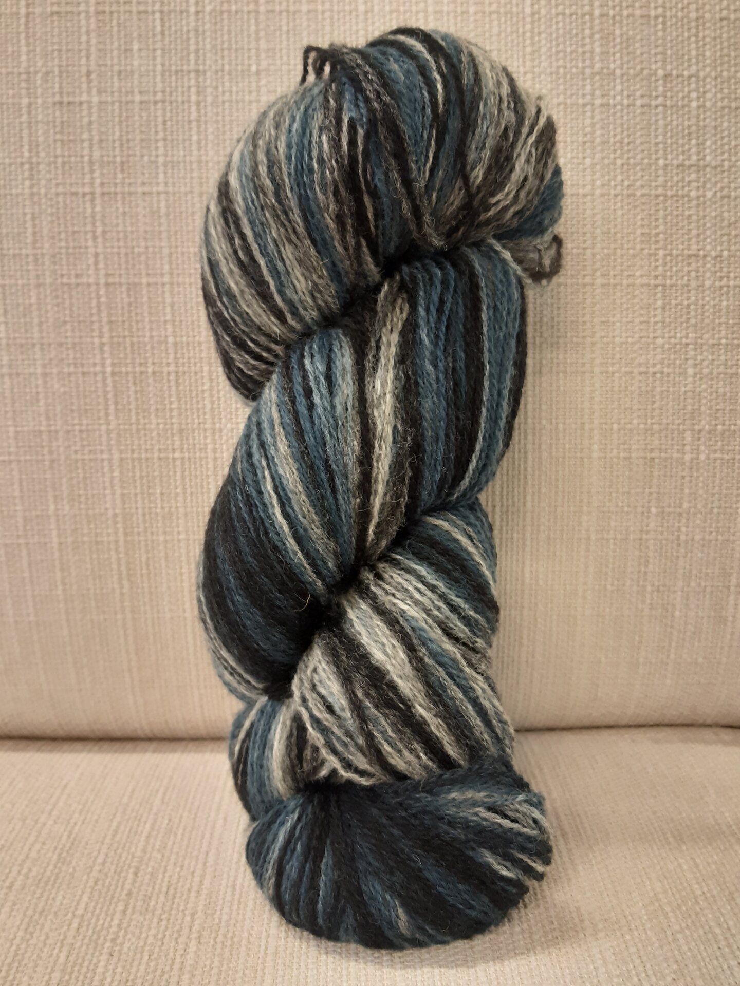 Aade Lõng Vironvilla 8/2 vyyhti monivärinen Petrol-Grey n. 230g