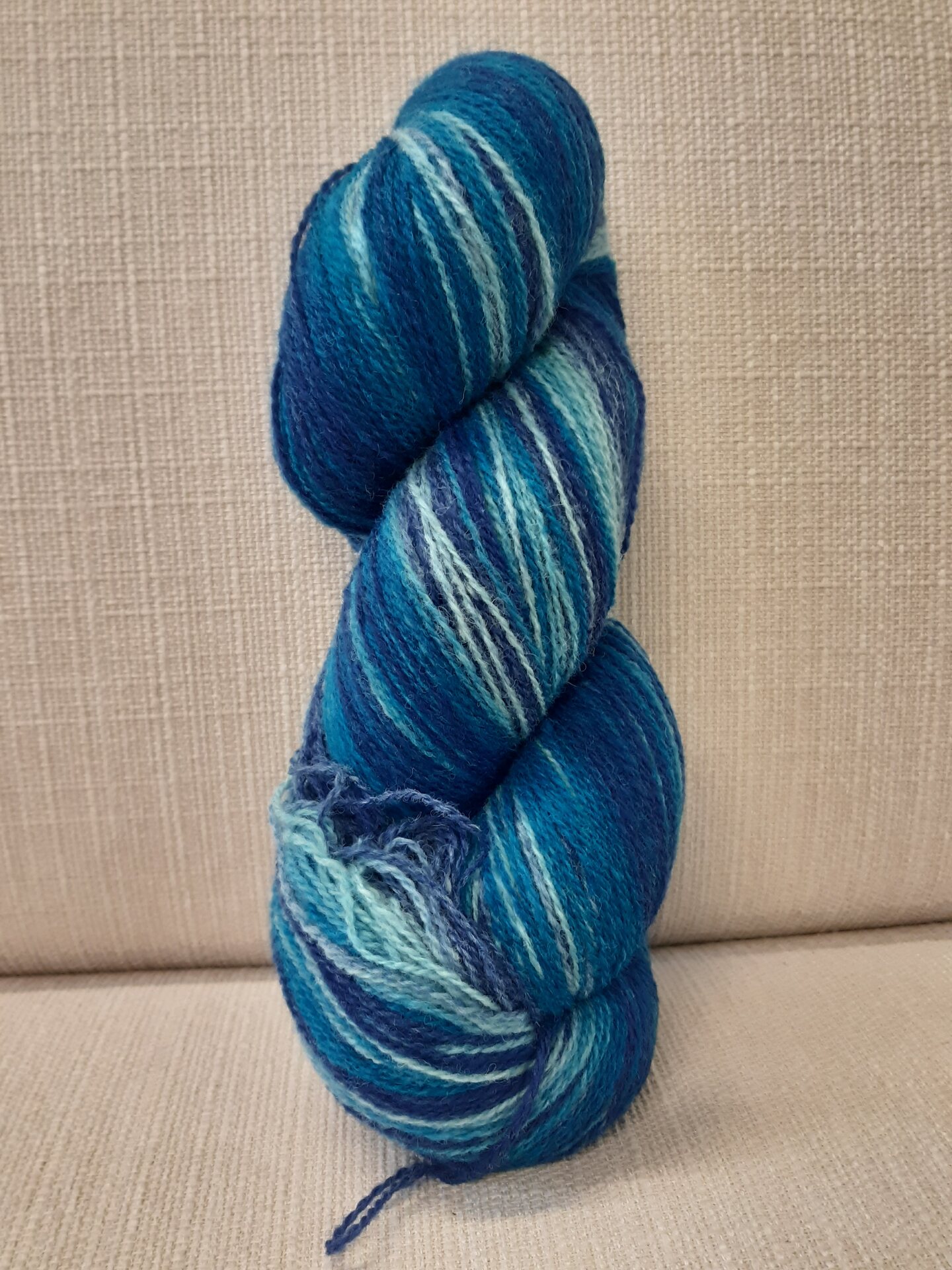 Aade Lõng Vironvilla 8/2 vyyhti monivärinen Turquoise-Blue n. 250g