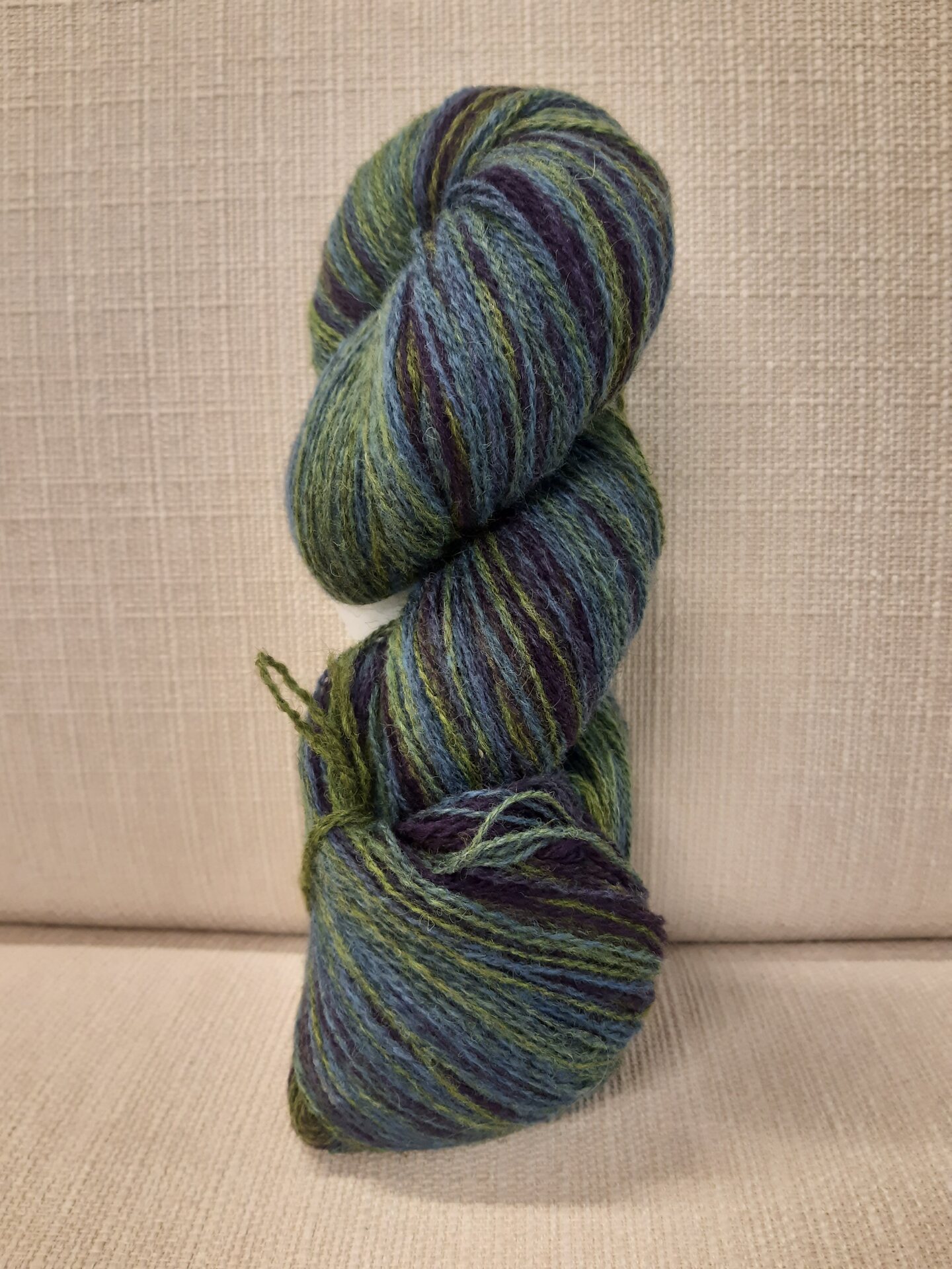 Aade Lõng Vironvilla 8/2 vyyhti monivärinen Blue Berries n. 240g