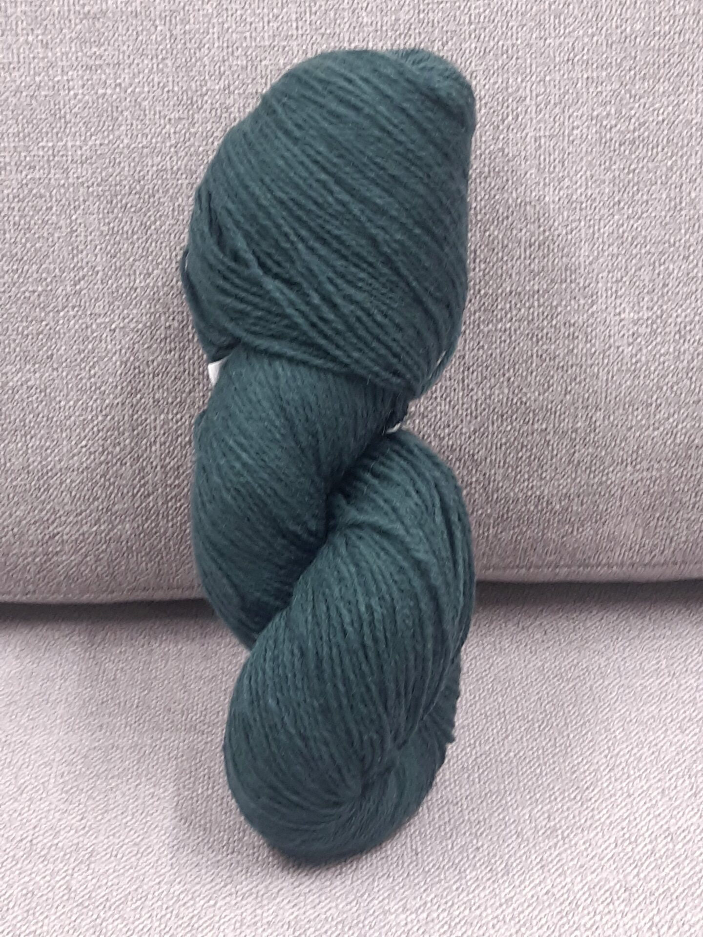 Aade Lõng Vironvilla 8/2 vyyhti yksivärinen Petrol n. 240g