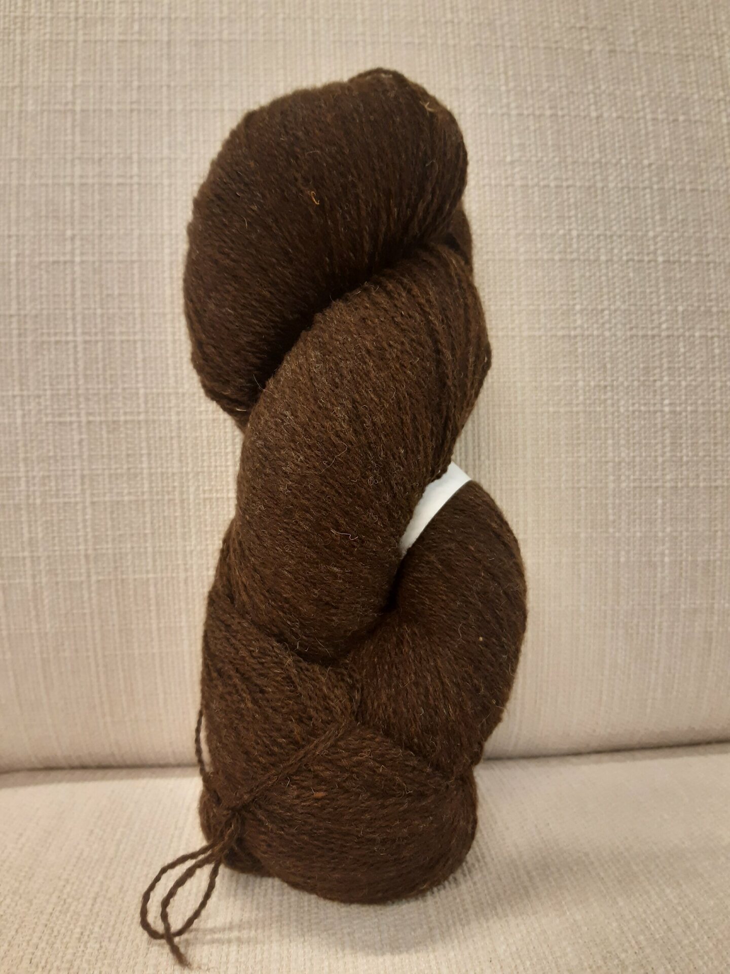 Aade Lõng Vironvilla 8/2 vyyhti yksivärinen Brown n. 220g