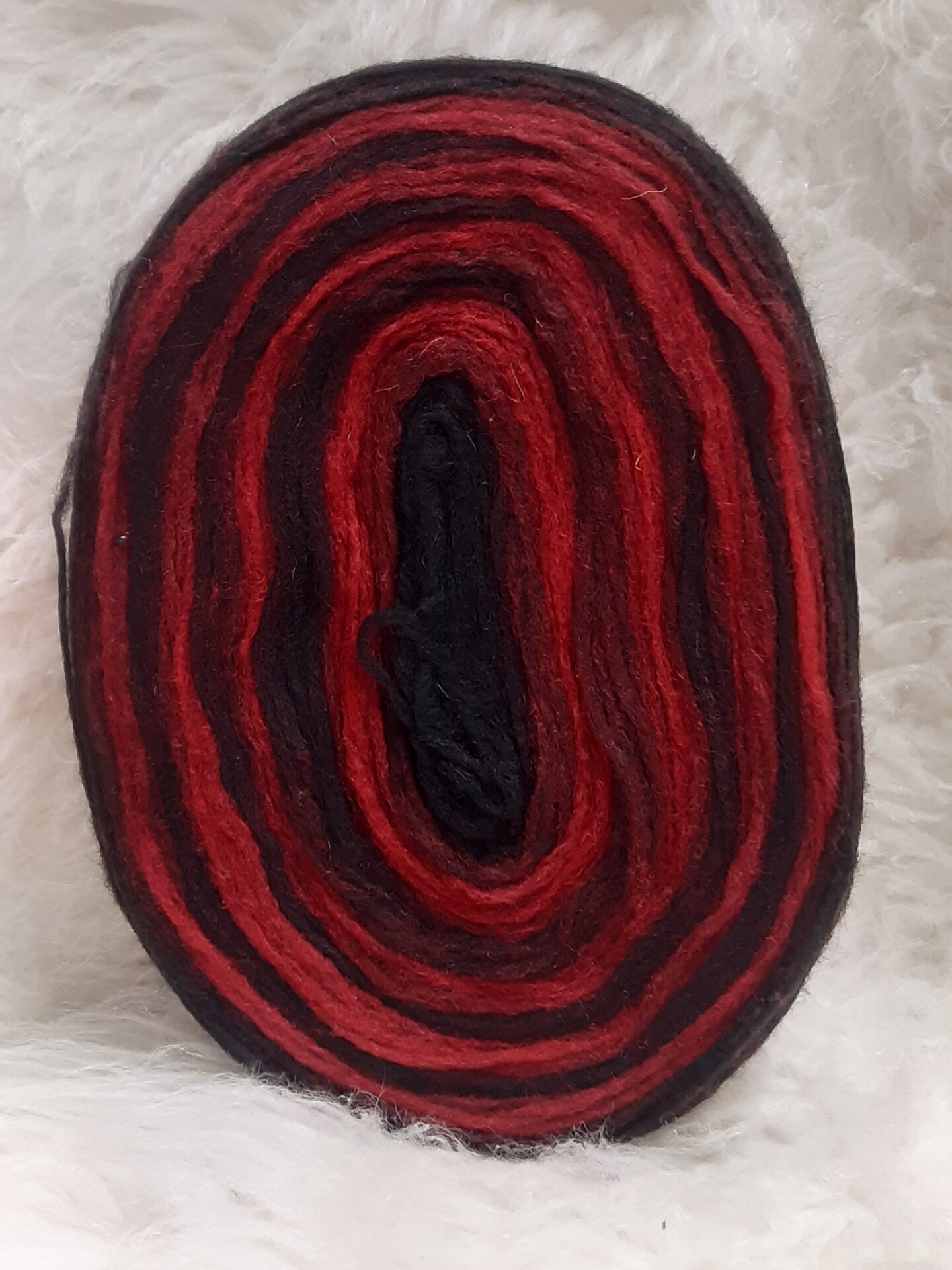 Lankapuodin hahtuva kiekkonen Punane-musta