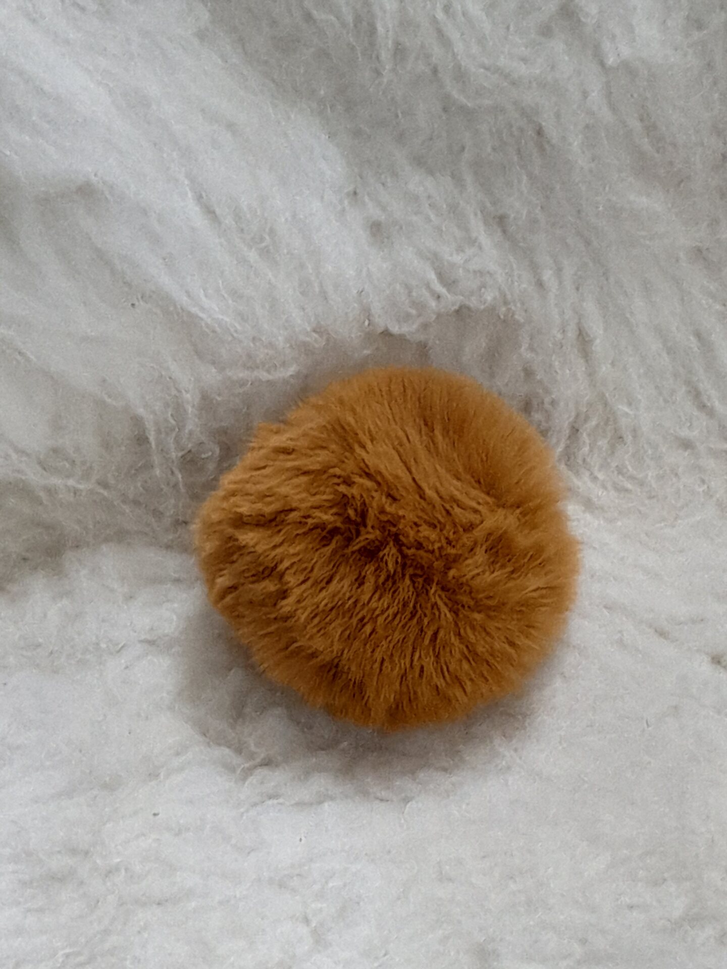 Pompons tupsu 8cm Kameli