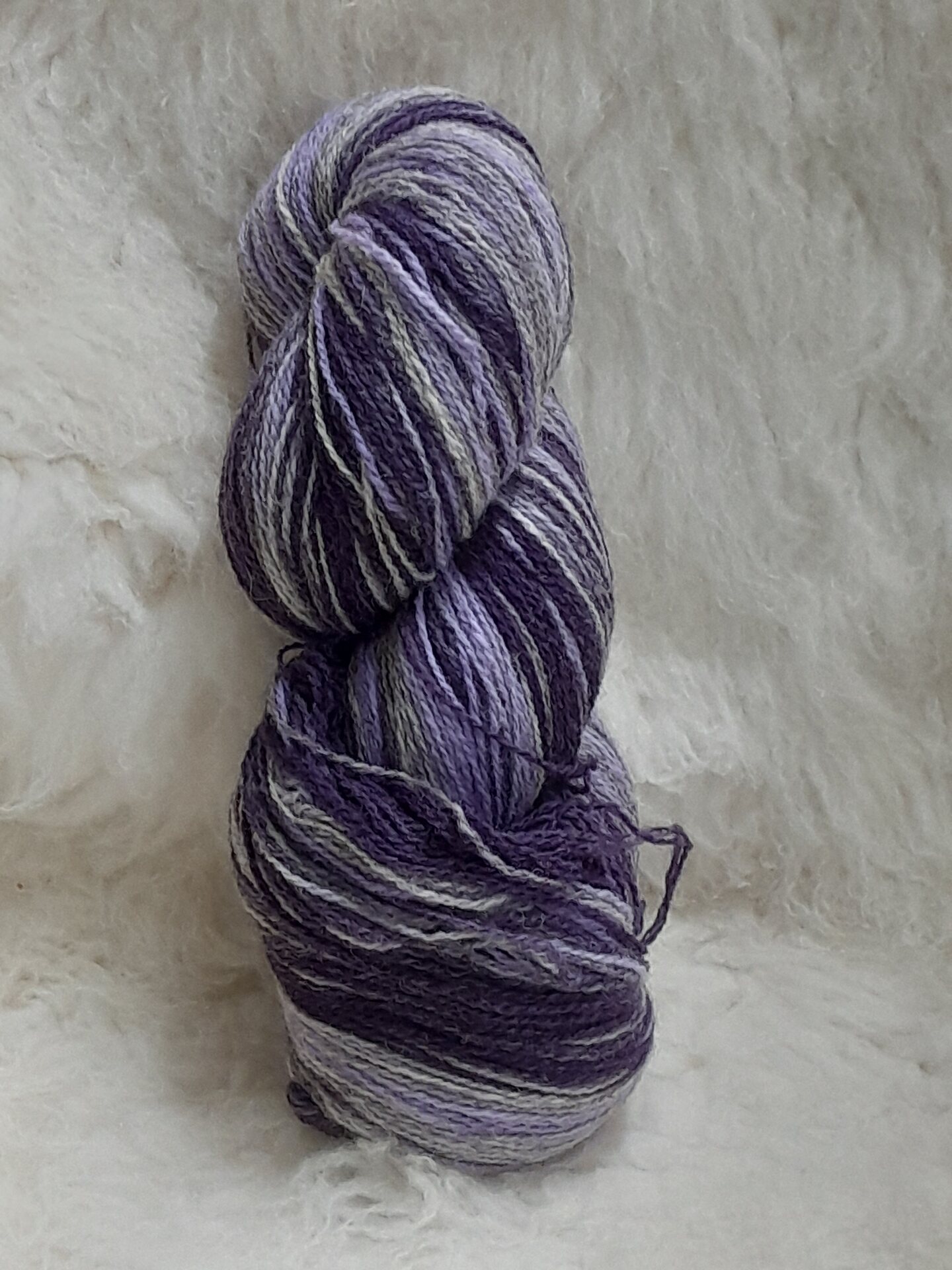 Aade Lõng Vironvilla 8/2 vyyhti monivärinen Lila-harmaa n. 260g