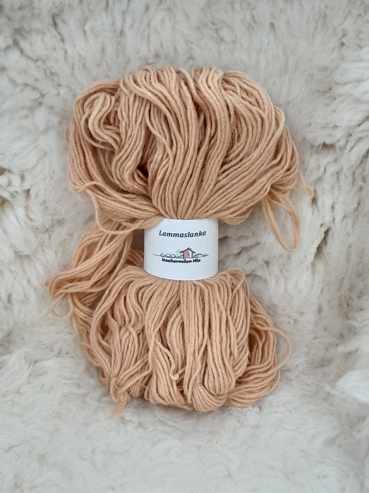 Kasvivärjätty kampalanka 110x4, 100g n. 210m LV+avokado