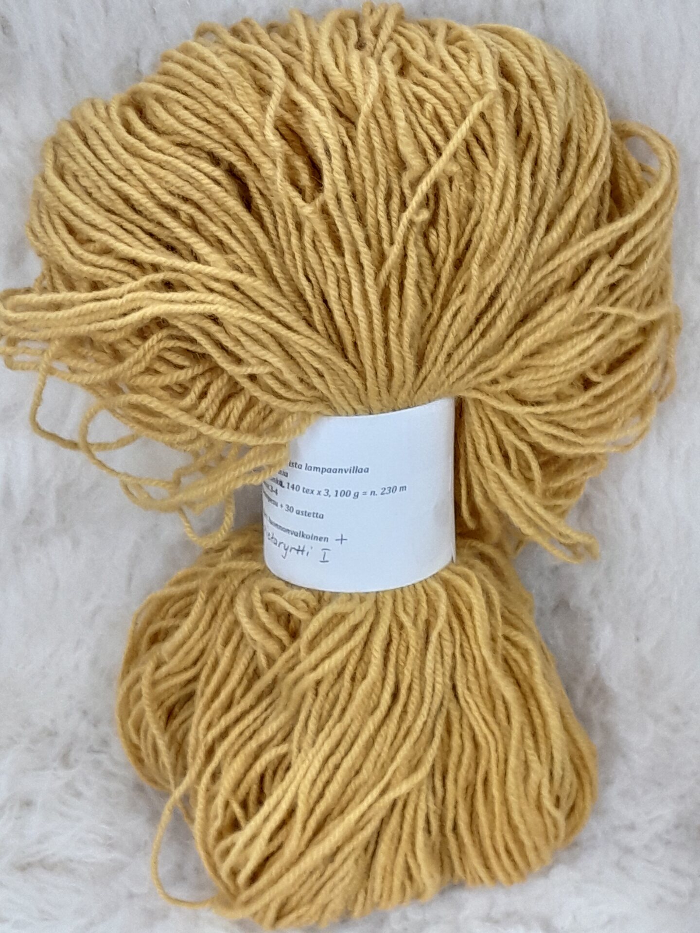 Kasvivärjätty sukkalanka 140x3, 100g n.230m LV+pietaryrtti 1