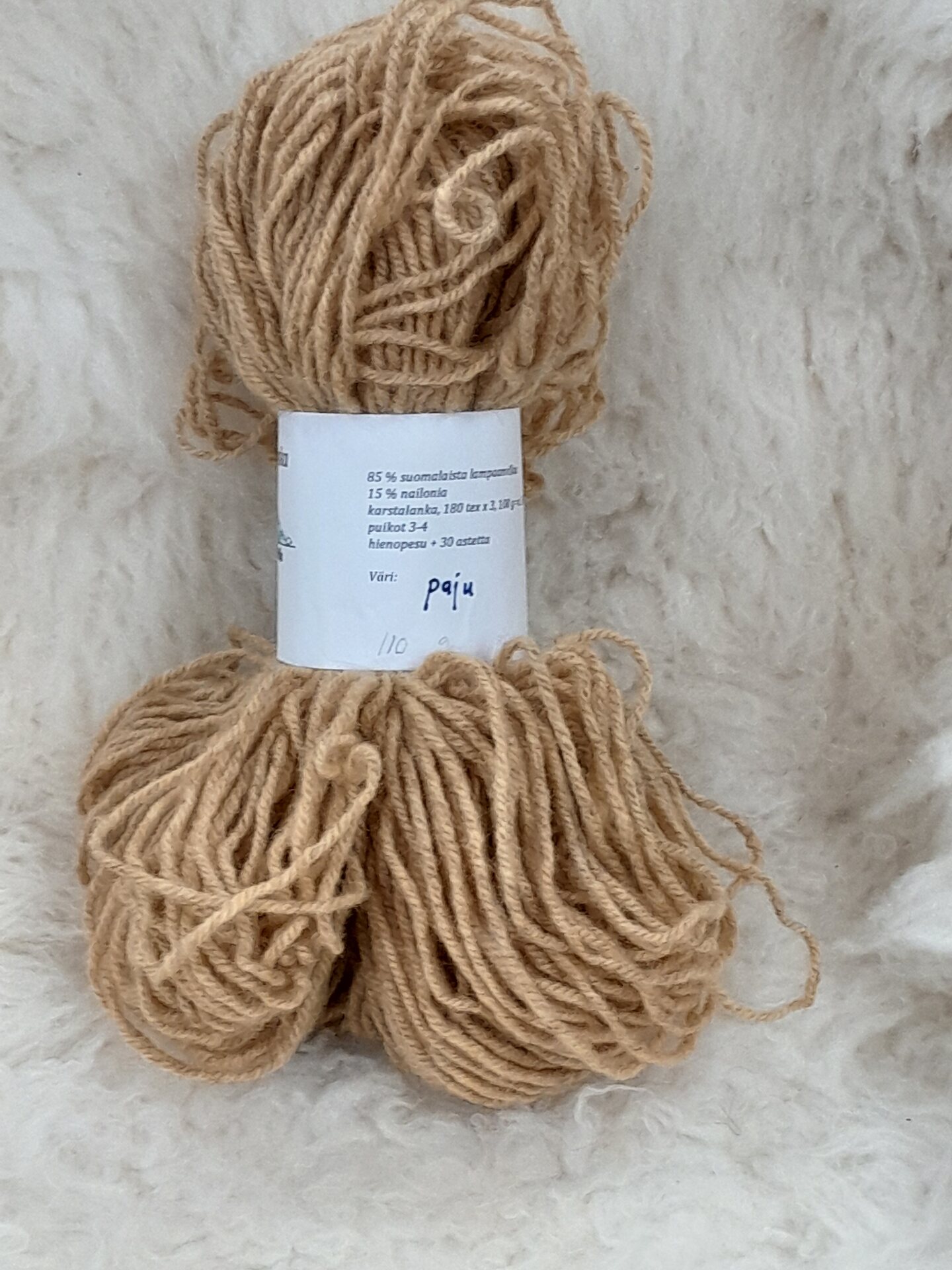 Kasvivärjätty sukkalanka 180x3, 100g n. 180m Paju