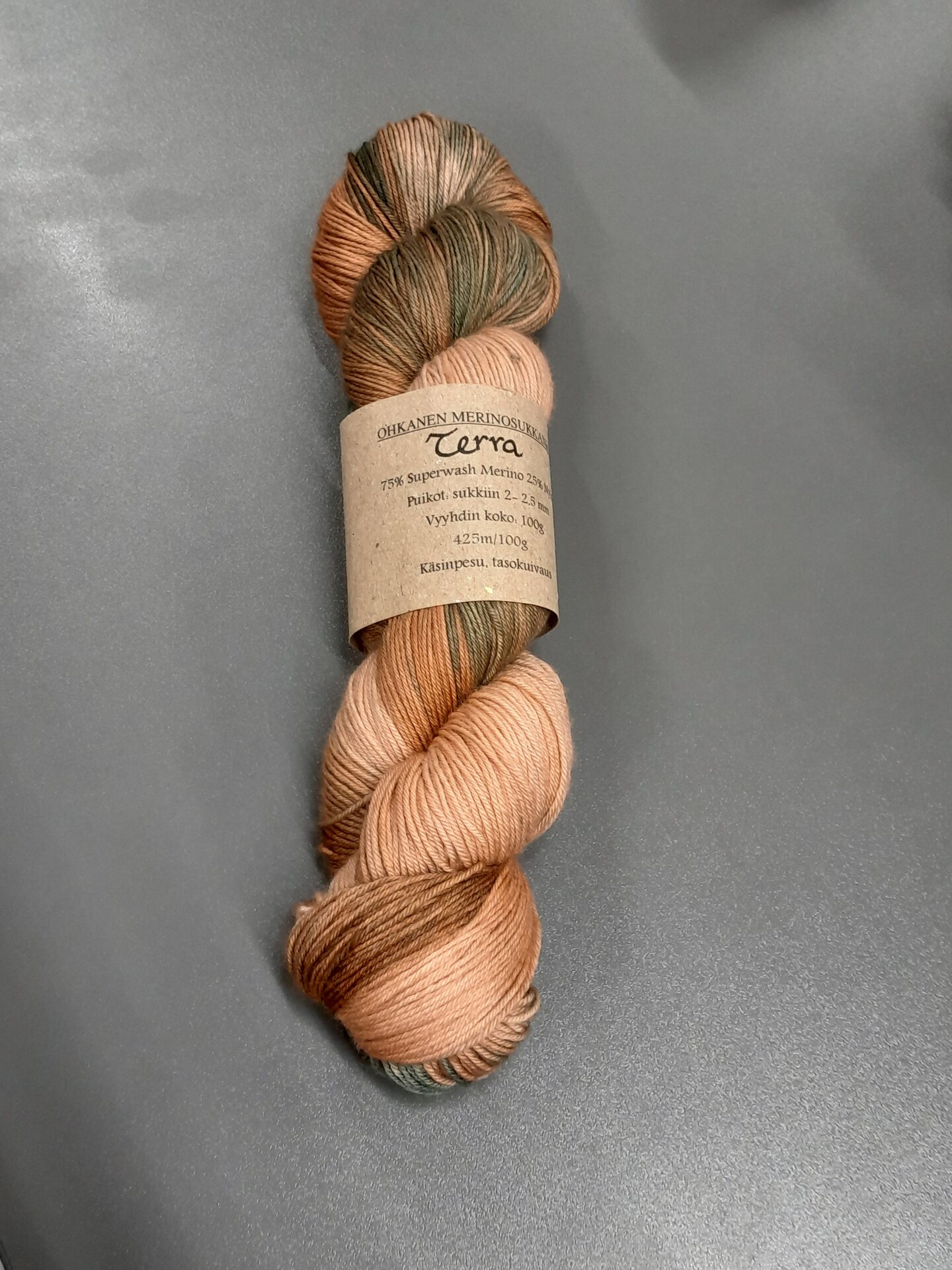 Skeinfinity Ohkanen merinosukkanen Terra