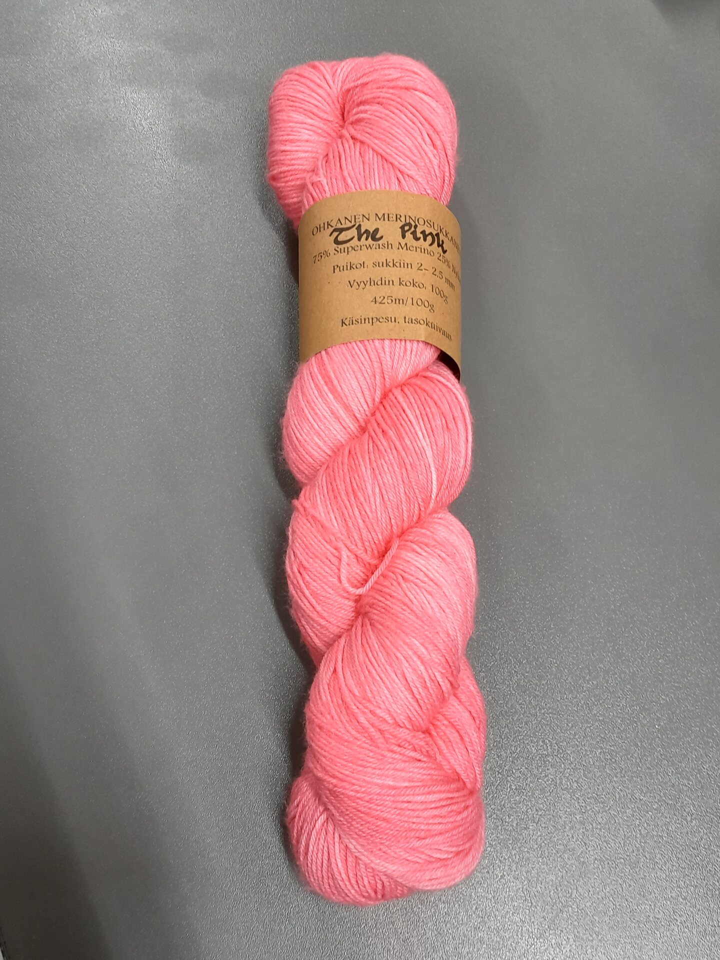 Skeinfinity Ohkanen merinosukkanen The Pink