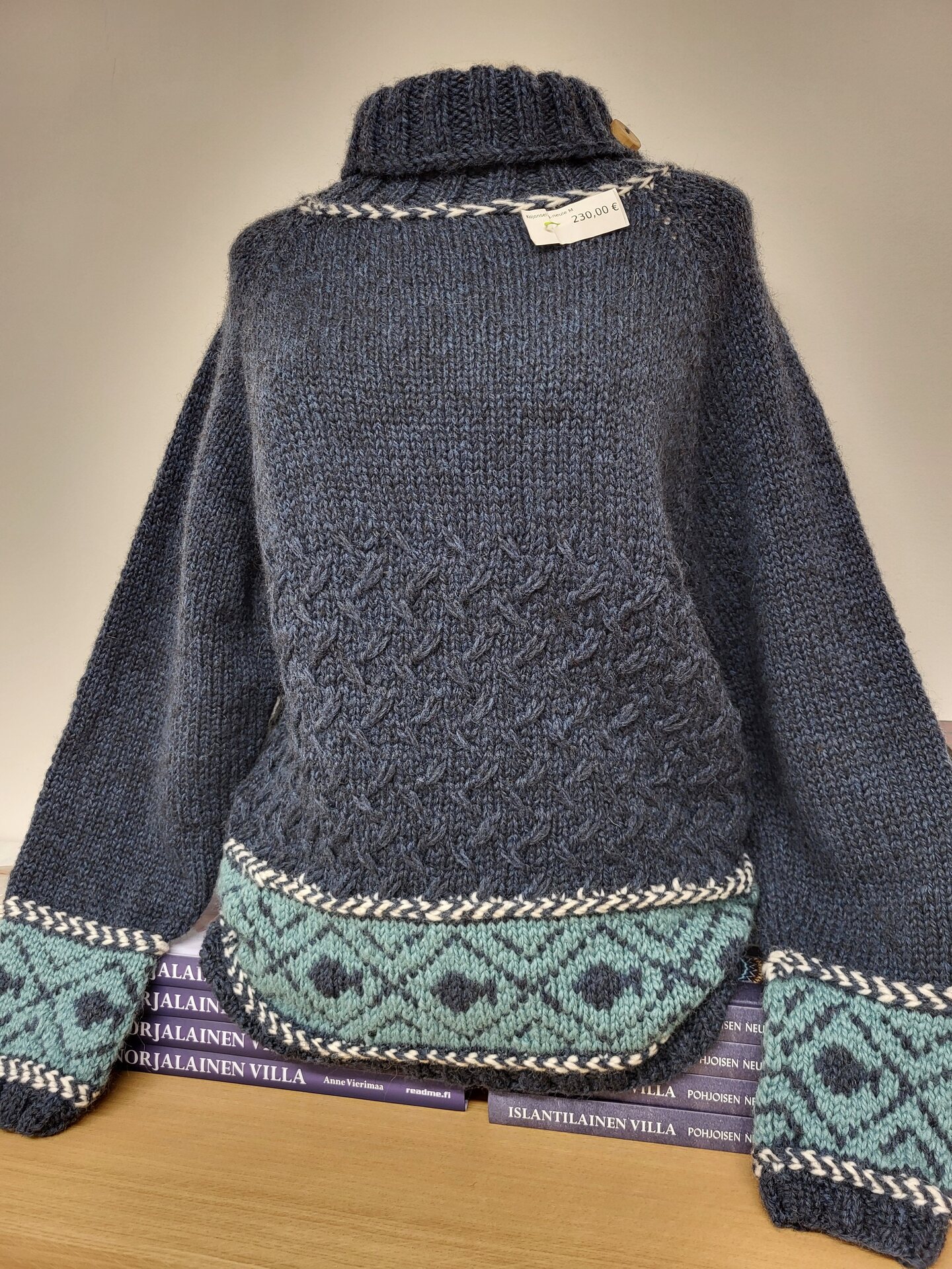 Kojonselkä-neule M Sininen