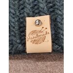 Nahkamerkki tappikiinnityksellä Lankakerä handmade vaalea nahka