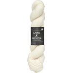 Novita Signature Collection Novita x Laine DK 100 g 0151 Cloudy Cotton