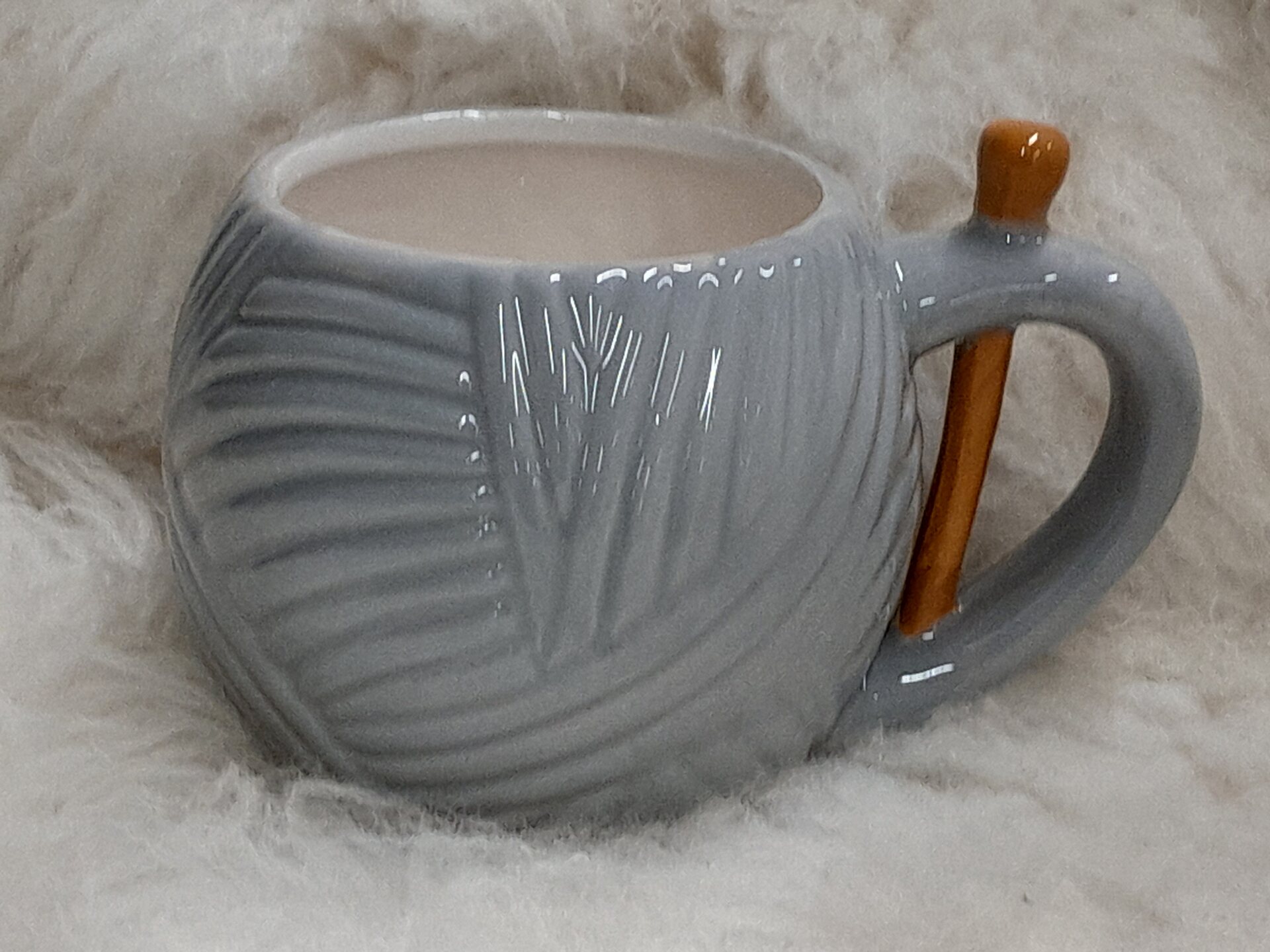 Neulootikon jättimuki Harmaa