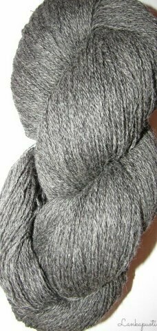 Aade Lõng Vironvilla 8/2 vyyhti yksivärinen Natural dark grey n. 220g
