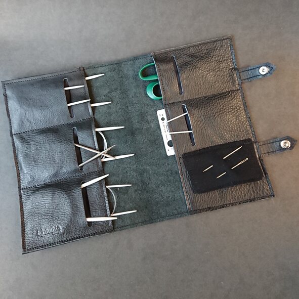 Huhtadesign Pyöröpuikkolompakko nahkaa Noir