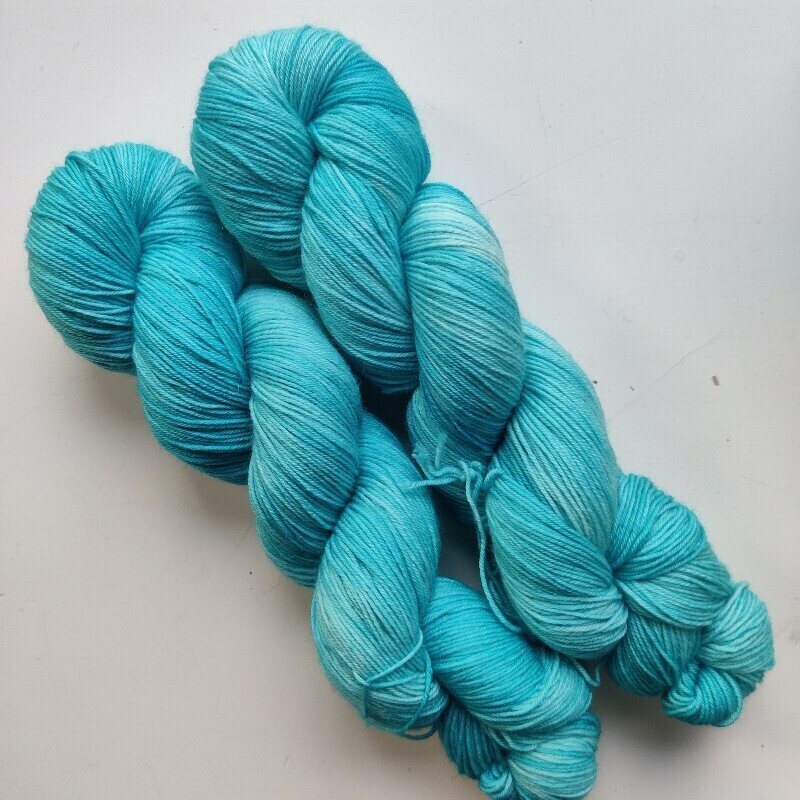 Skeinfinity Ohkanen merinosukkanen Abadiidabadai