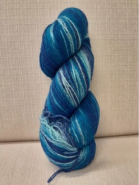 Aade Lõng Vironvilla 8/2 vyyhti monivärinen Turquoise-Blue n. 220g