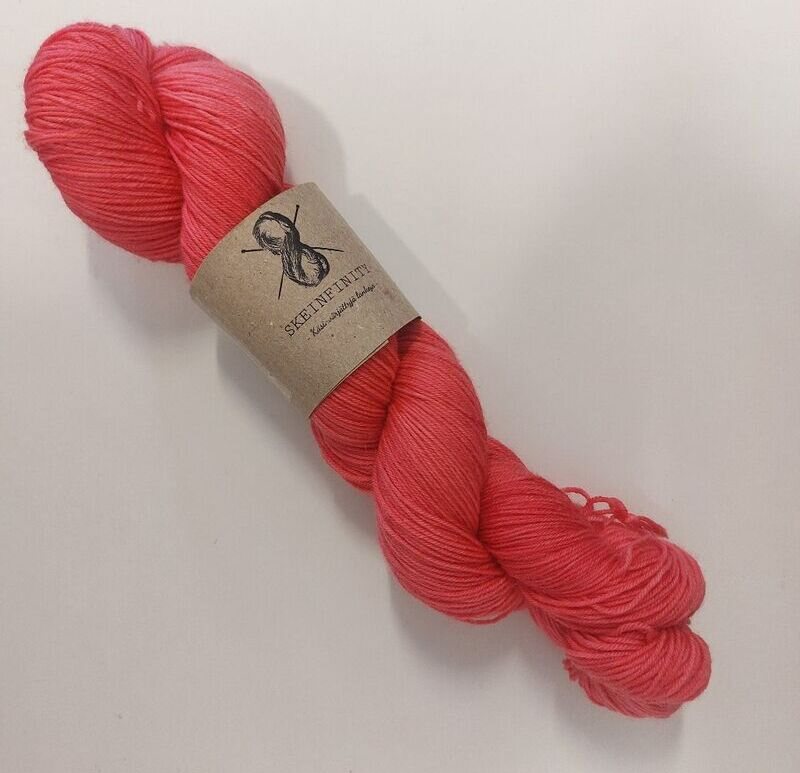 Skeinfinity Ohkanen merinosukkanen Äkä