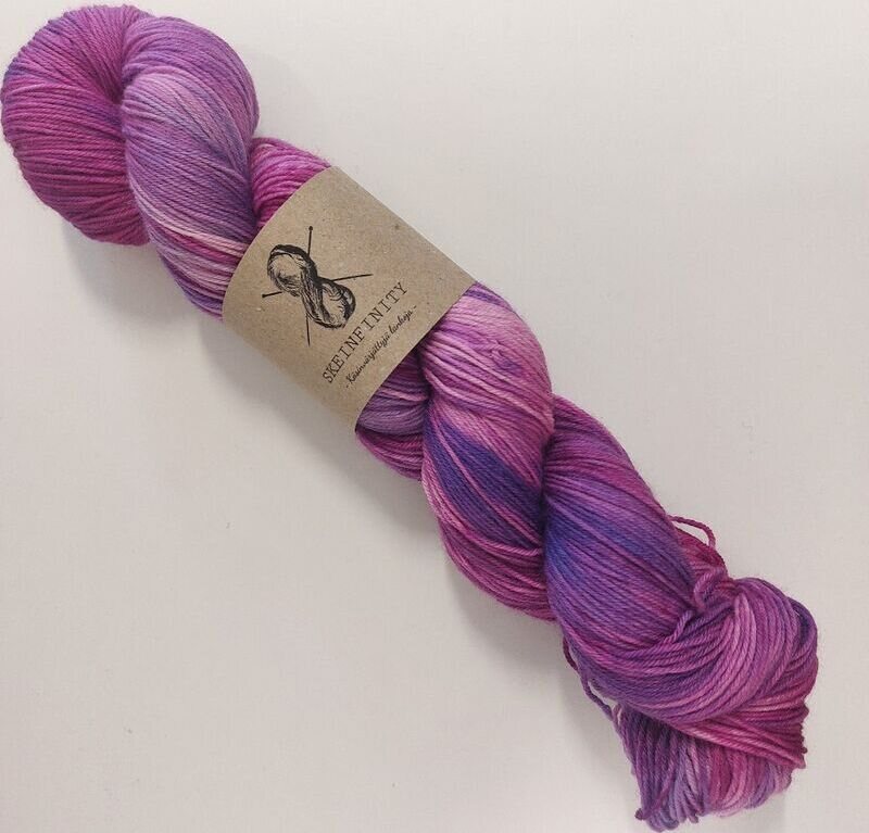 Skeinfinity Ohkanen merinosukkanen Markkinataika