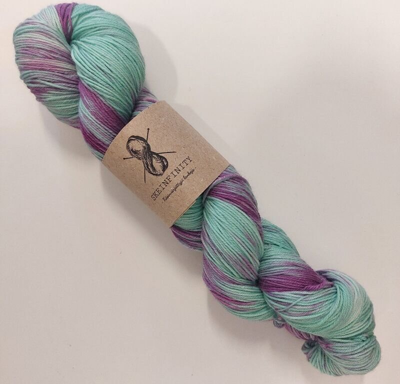 Skeinfinity Ohkanen merinosukkanen Taikuri