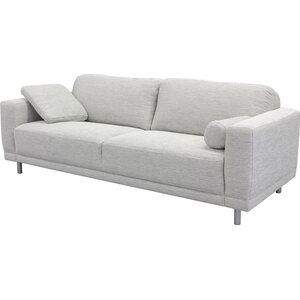 Huonekalukeidas-mallisto Pompano 3-istuttava löhösohva. Ribbon kankaalla