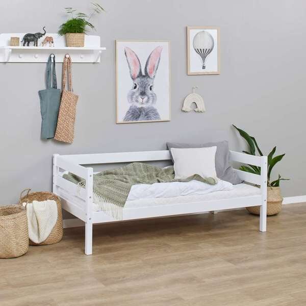 Hoppekids ECO Comfort Juniorisänky 70x160cm reunakaiteilla